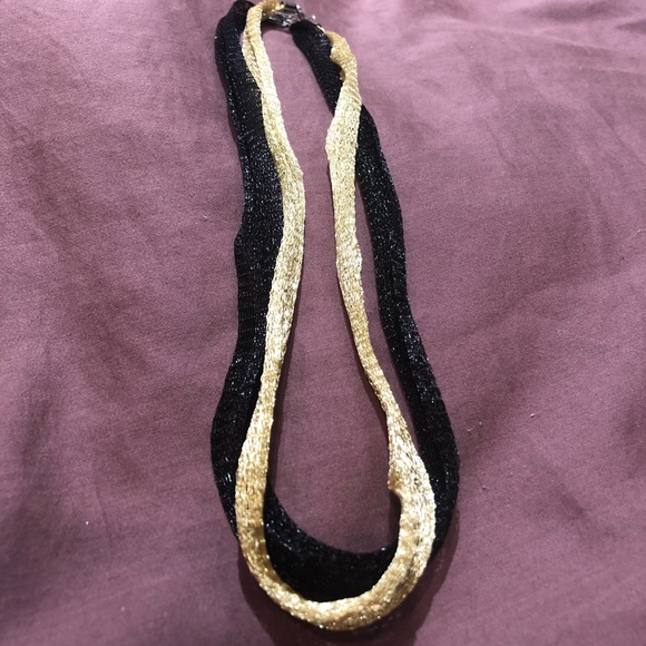 Black and Gold Moldable Jewelry - Picture 2 of 7